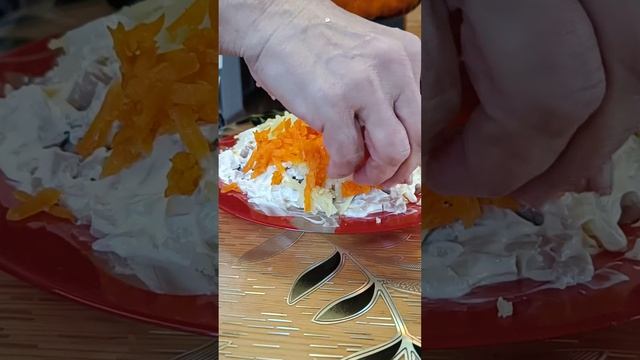 Селёдка под шубой - классический рецепт салата/ Салат "Шуба" рецепт смотреть онлайн
