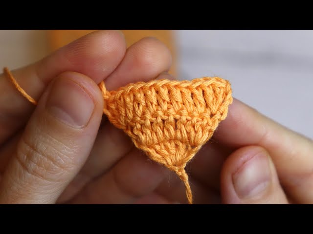 Треугольная форма крючком ДЛЯ ТОПА смотреть онлайн