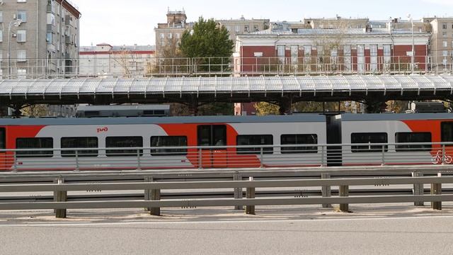 Солнечный день у МЦК Автозаводская смотреть онлайн