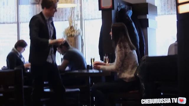 Как не стоит делать предложение VALENTINE'S DAY PRANK смотреть онлайн