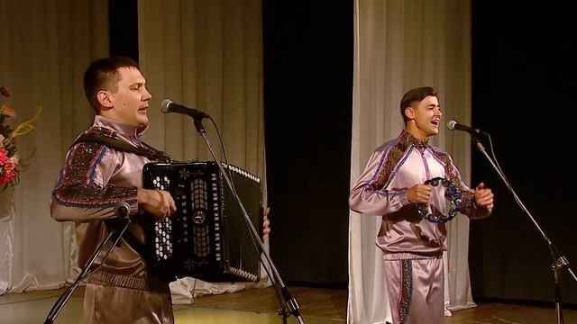 Концерт " Льётся музыка " дуэт "Веселуха" Дмитрий Иващенко и Анатолий Гальянов часть первая смотреть онлайн