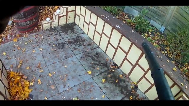 Уборка листьев на даче. смотреть онлайн
