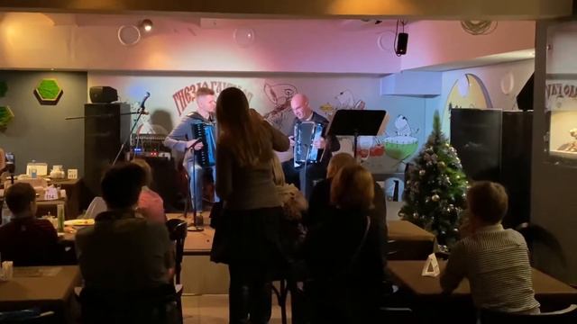 Гнездо глухаря. 20 декабря 2020 г. Дуэт с Василием Юрченко. Runaway (Del Shannon) смотреть онлайн