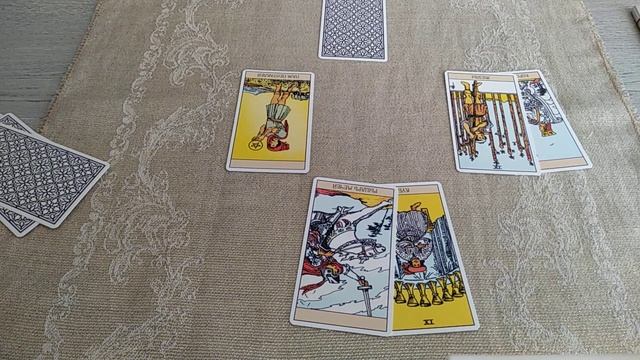 Ангел, Демон или Дурак КАРТЫ ТАРО ОНЛАЙН смотреть онлайн