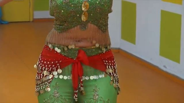 21 mali krug karlicom omi смотреть онлайн