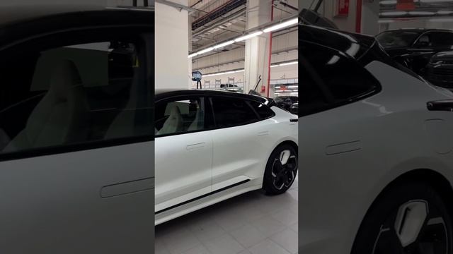 Выдали еще один Zeekr 001! Оцените концертный режим – круче Теслы или нет?? #борисхоф смотреть онлайн