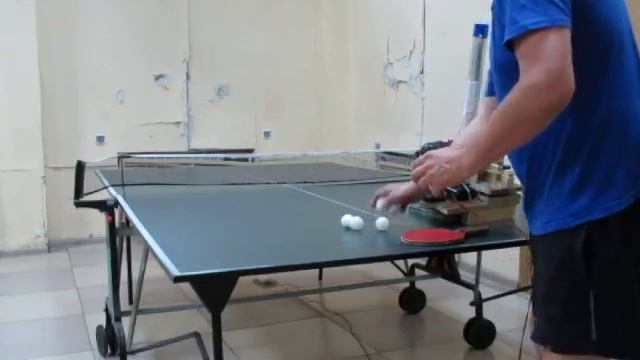 Table tennis robot "WoodPecker 002" test Робот для настольного тенниса смотреть онлайн