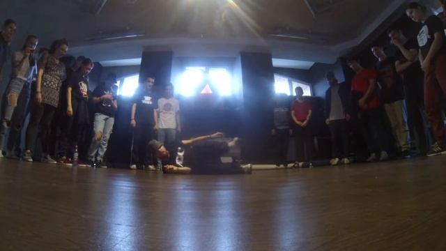 L'ETO judge solo смотреть онлайн