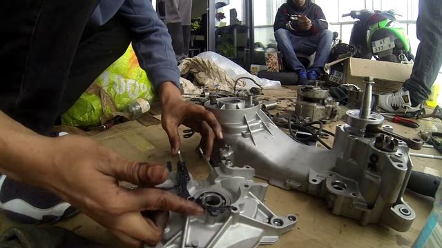 zip 50cc piaggio Crankshaft bearing смотреть онлайн