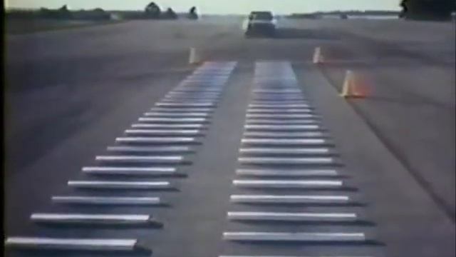 1976 Ford Granada commercial - vs. Mercedes 280 & Cadillac Seville смотреть онлайн