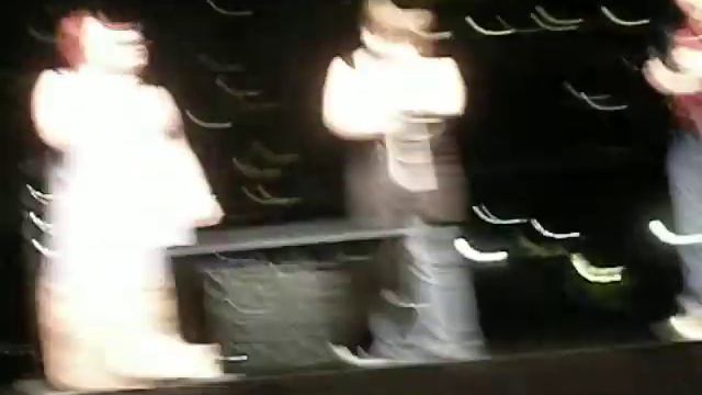 Amber Benson Buffy Sing Along Buffyoake Part 1 смотреть онлайн