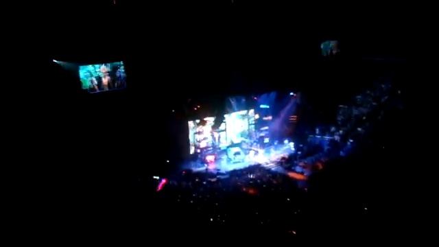 Just Dance - Lady Gaga live at Excel Energy Center in St Paul смотреть онлайн