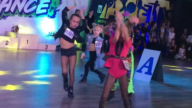 Jazzfanck baby Современные танцы Джаз фанк соревнования Киев АСЭТУ смотреть онлайн