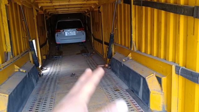 Innova Crysta Unloading | आ गया Festive Season उतरने लगी गाड़ियां #innovacrystafacelift #innova2022