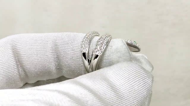 Кольцо змея с камнями смотреть онлайн