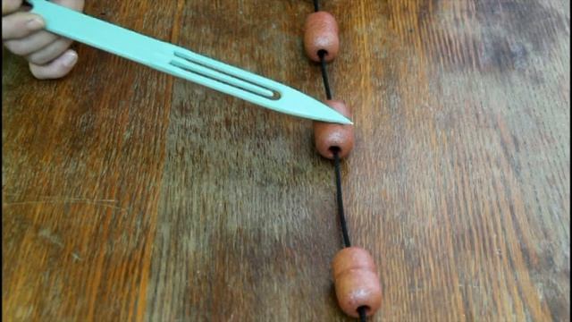 Какое расстояние делается между поплавками при посадке рыболовных сетей. Поплавок на шнуре. смотреть онлайн