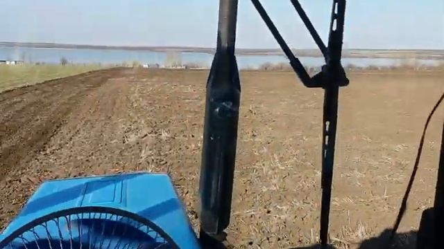 Культивация трактором МТЗ 892 по пахоте смотреть онлайн