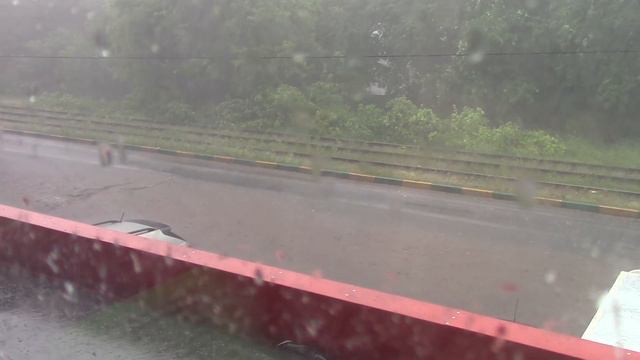 Ураган и град. Нижний Новгород. 22.06.2016 смотреть онлайн