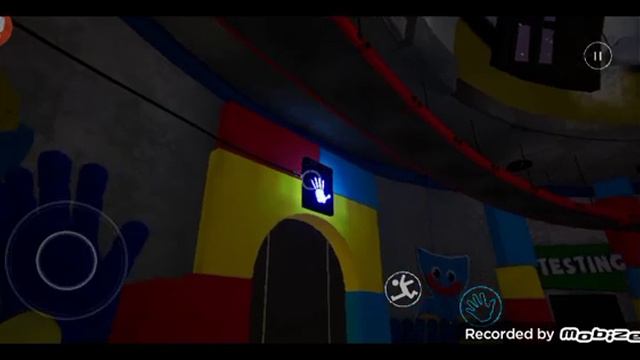 играю в Poppy Play Time 1часть нашёл красную руку подписывайтесь