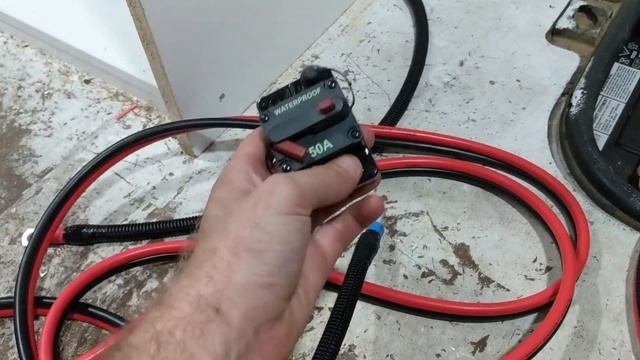 Toyota Coaster Bus Conversion - Victron Cyrix-ct Battery Combiner and 240v Inlet and Outlet Install смотреть онлайн