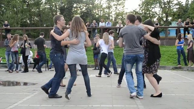 Open air в ЦПКиО "Rueda" + "Reggaeton" смотреть онлайн