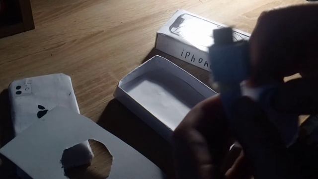 обзор на Iphone 12 из бумаги