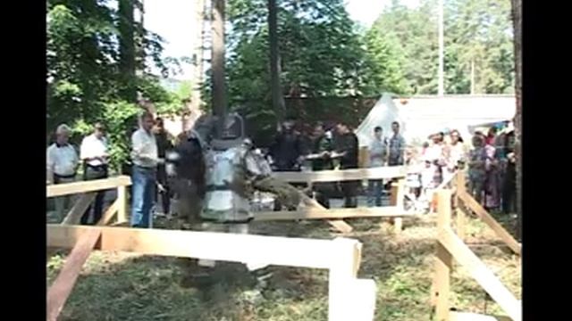 Пострелять и примерить доспехи смотреть онлайн