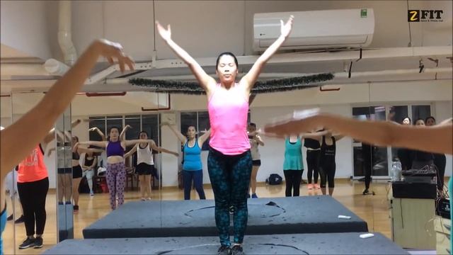 Pegate Mas (Bachata) | Cooldown | ZFit | Zumba® Fitness Vietnam смотреть онлайн