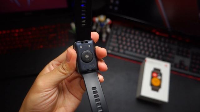 Cara Ganti Tali/Strap Huawei Watch Fit, Ternyata Mudah! смотреть онлайн