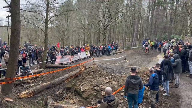 TONG | WILD WILLYS | GAP JUMP | BILLY BOLT | JOHNNY WALKER смотреть онлайн