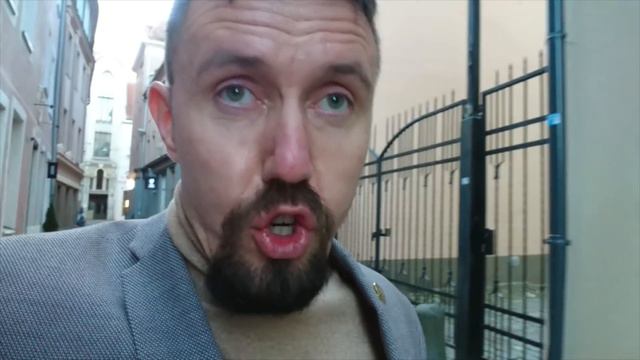 Я НЕ СВЯТОЙ, ПРОСТО Я ВСЕГДА ОТВЕЧАЮ ЗА СВОИ ДЕЙСТВИЯ. // ВСТРЕЧАЮ САМОЛЕТ ИЗ КИЕВА смотреть онлайн