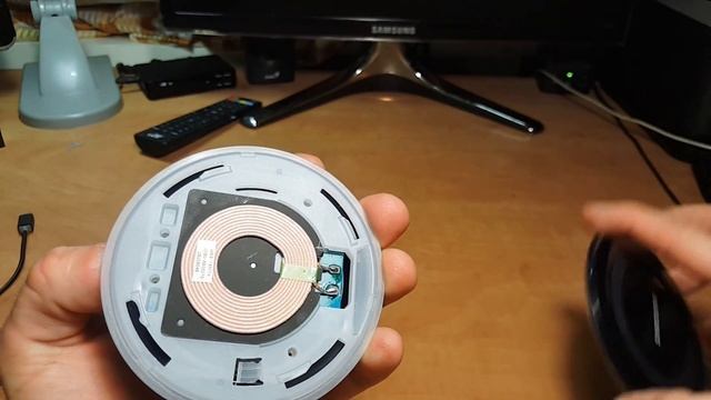 как разобрать беспроводную зарядку SAMSUNG EP-PG920I смотреть онлайн