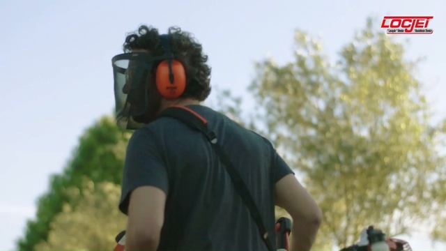 Roçadeira STIHL FS 55 - PRÁTICA NO SEU DIA A DIA, PERFEITA PARA SEU JARDIM! смотреть онлайн