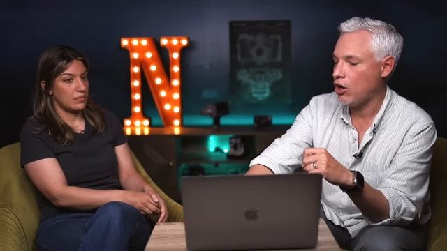 Nikon is BACK! смотреть онлайн