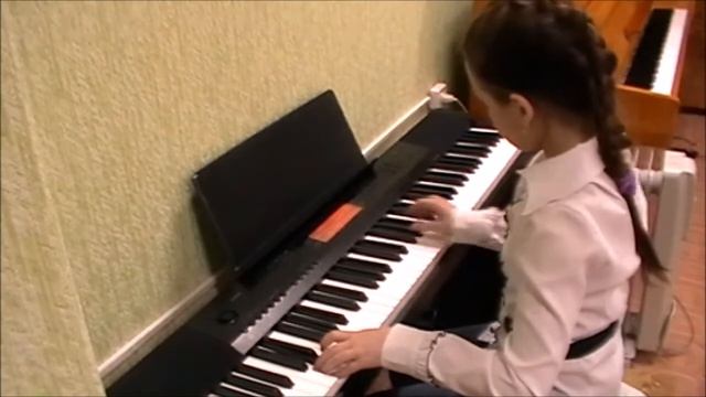 Рютина Арина - Добрый жук (синтезатор) смотреть онлайн