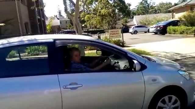 Traffic On Vincentia St Marsfield