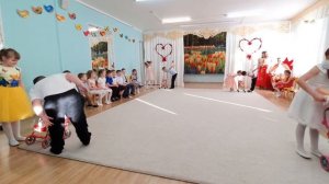 8 марта в подготовительной группе