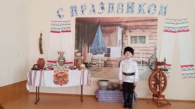 Стихотворение "Удалые казаки" в исполнении воспитанника д/с №18 "Одуванчик" Хатуева Мухьаммада 6 л смотреть онлайн