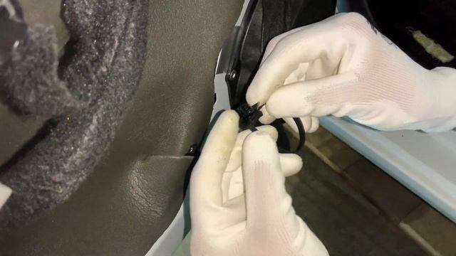 Штатные твитеры на Lada Vesta NG. Установка