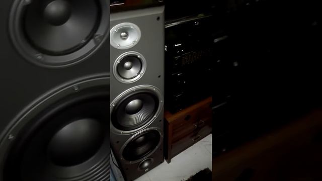JBL E100 смотреть онлайн
