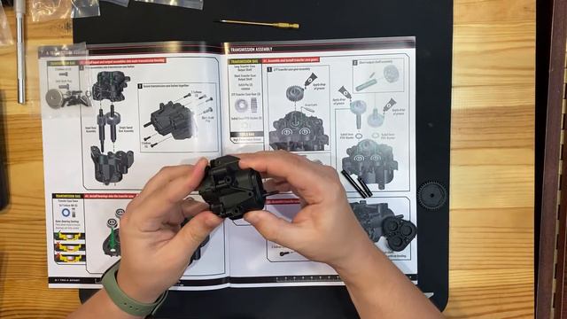 TRX 4 Sport Kit Build 2021 | Transmission Assembly | Part 1
