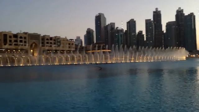 ОАЭ. Метро в Дубай, танцующие фонтаны (Dubai metro and fountains) смотреть онлайн
