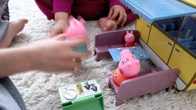 День Рождения ! Алисе 2 года ПРАЗДНУЕМ ДЕНЬ РОЖДЕНИЯ АЛИСЫ смотреть онлайн