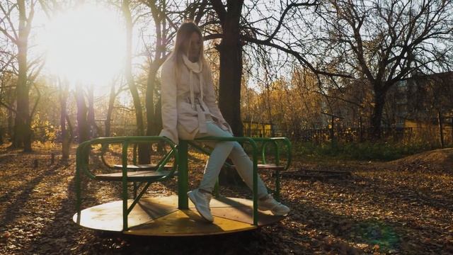 Lee Tonya – Я испарюсь, убегу, улечу словно птица смотреть онлайн