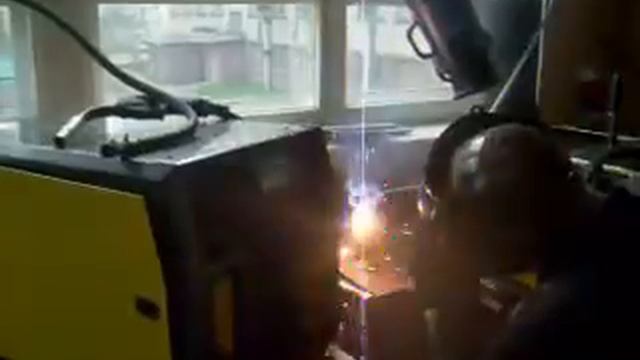 Сварочный инвертор СИА-200 Испытание ток 150A смотреть онлайн