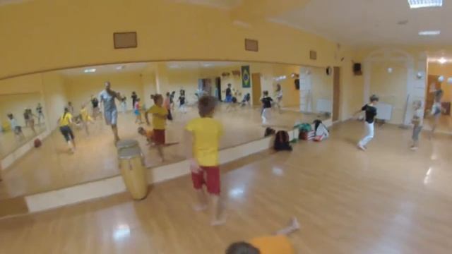 Дневная школа капоэйра_ лето 2015_dende capoeira смотреть онлайн