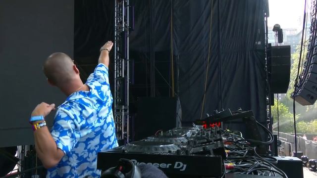 Dombresky - Live @ Lollapalooza Chicago 2021 смотреть онлайн