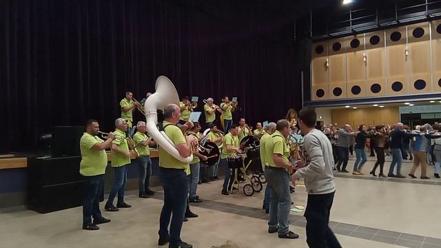 Banda VJ. Soirée Beaujolais 2022. Les Marionnettes смотреть онлайн