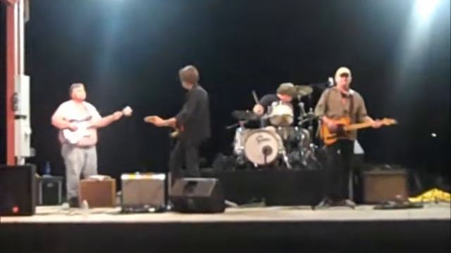 "Fly Like An Eagle" John Blumer, Will McFarlane, Kelvin Holly, Scott Ward смотреть онлайн