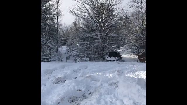 NBS Silverado snow wheeling. 315 Federal MT letting that 5.3 wind out. смотреть онлайн